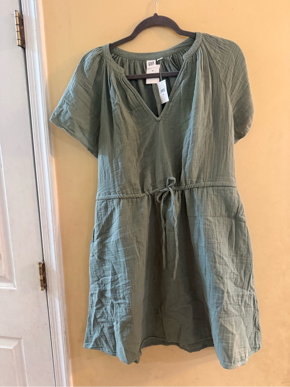 GAP Cotton Gauze Neck Sage Green Top, M